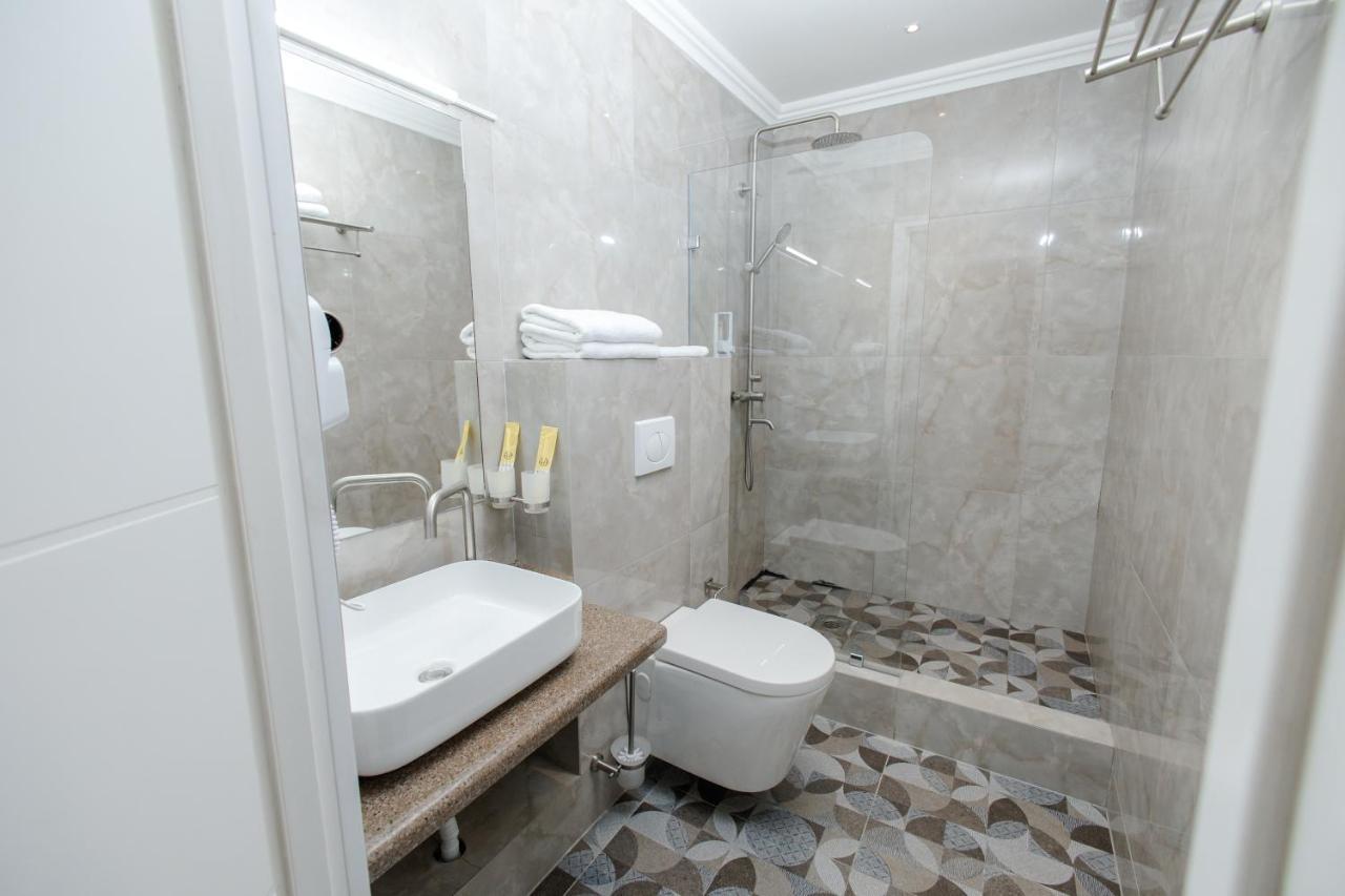281 Hotel Бишкек Екстериор снимка