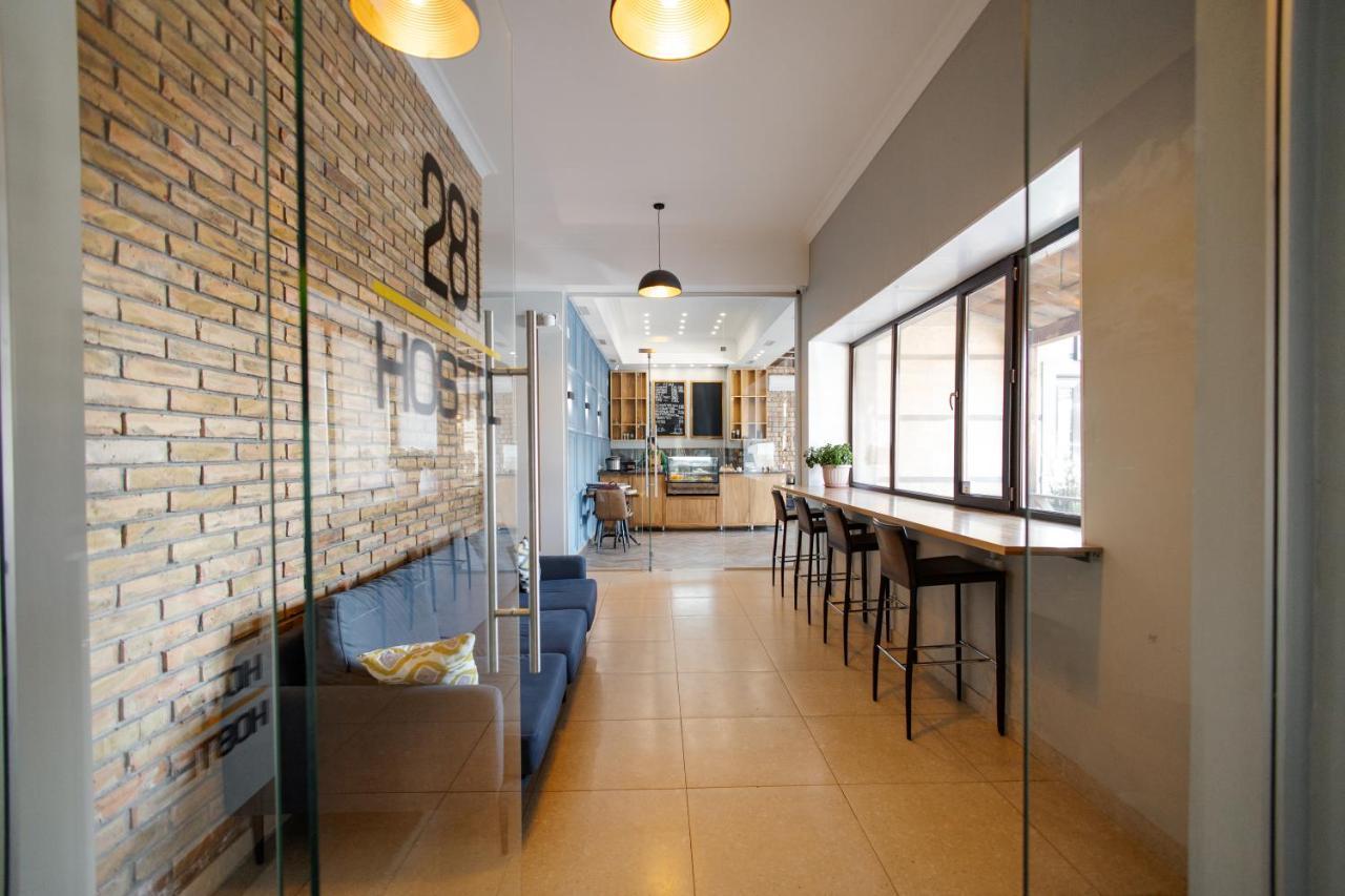 281 Hotel Бишкек Екстериор снимка