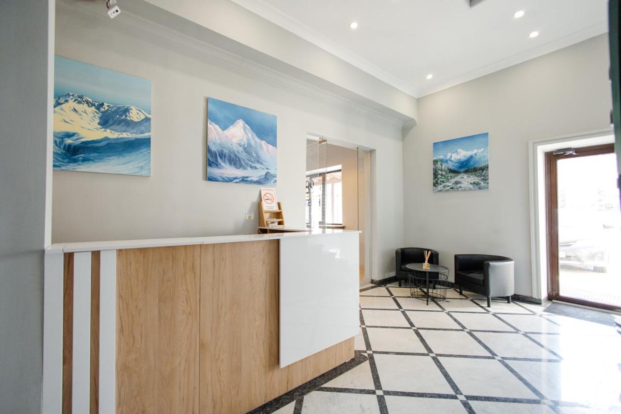 281 Hotel Бишкек Екстериор снимка